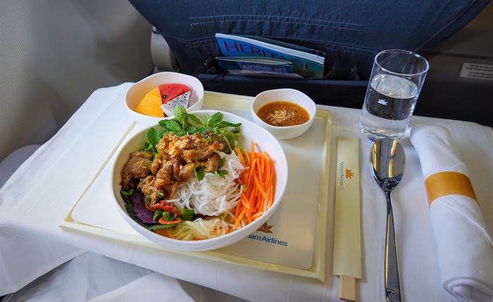 Vietnam Airlines là hãng châu Á đầu tiên có ẩm thực 'tốt nhất thế giới'