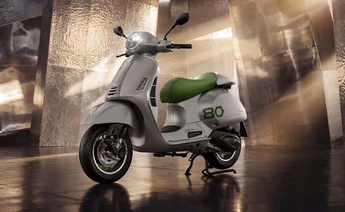 Piaggio ra mắt Vespa Edizione Ottantesimo tại Việt Nam với giá 372 triệu đồng, chỉ có đúng 4 chiếc