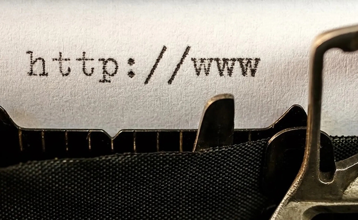 Hỏi AI: Vì sao tiền tố “www.” đang dần biến mất khỏi địa chỉ website?