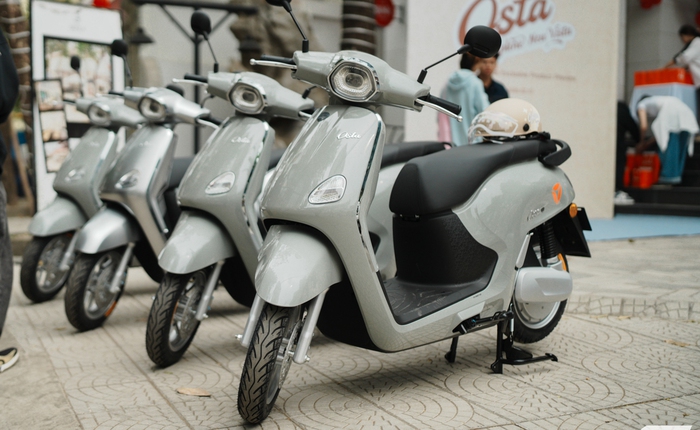 Mua xe máy điện online giá bao nhiêu, có khuyến mãi nhiều không?