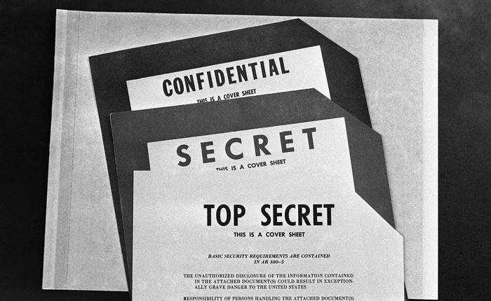 Lầu Năm Góc lên kế hoạch huấn luyện AI bằng dữ liệu tối mật, đặt mục tiêu "lực lượng tác chiến ưu tiên AI"