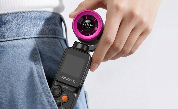 Chưa vào hè mà quạt mini đã “tiến hóa”: Giờ không chỉ làm mát, còn quay được cả video