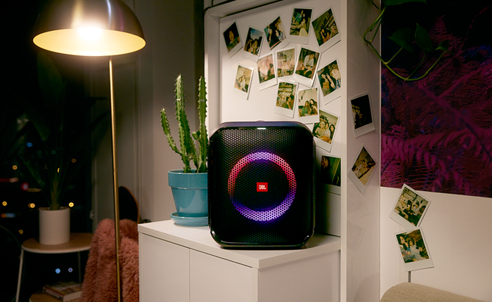 Siêu sale sinh nhật Lazada có gì: Đồ chính hãng Apple, Xiaomi, JBL giảm đến 44%, không săn là phí