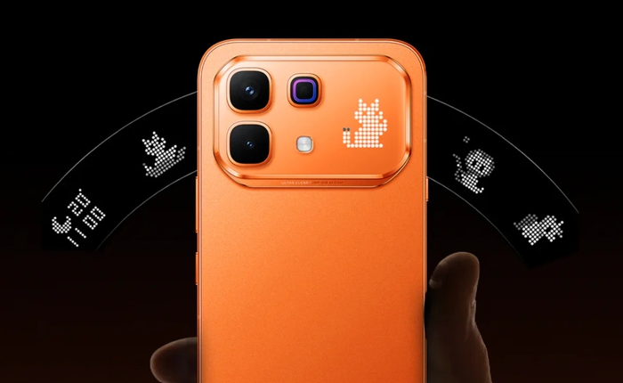 Lại có điện thoại "nhái" màu cam và thiết kế lưng iPhone 17 Pro, pin to gấp rưỡi, thêm màn hình phụ