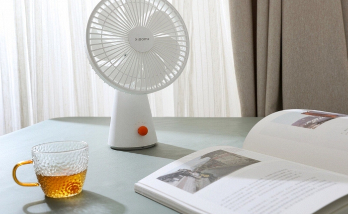 Mới đầu mùa đã nắng nóng dữ dội, lo mất điện: Quạt tích điện là món nhất định phải có hè này