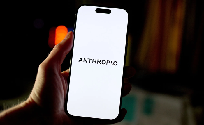 Anthropic đang trở thành khoảnh khắc iPhone của kỷ nguyên AI: Ngành bảo mật mất 52 tỷ USD, IBM mất 40 tỷ USD, giờ đến lượt phần mềm đồ họa