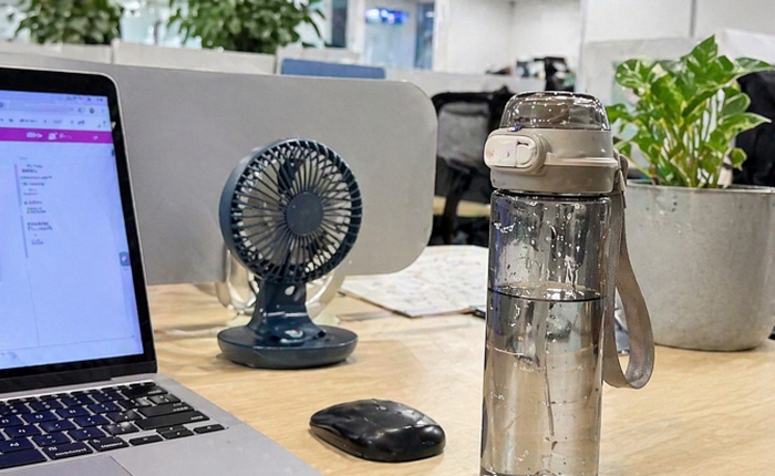 Không phải bàn phím hay điện thoại: Đây mới là thứ bẩn nhất trên bàn làm việc của nhiều người