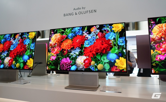 Trên tay màn hình flagship TCL 32X3A: "Con quái vật" với công nghệ OLED+, 4K 240Hz và tích hợp loa Bang & Olufsen