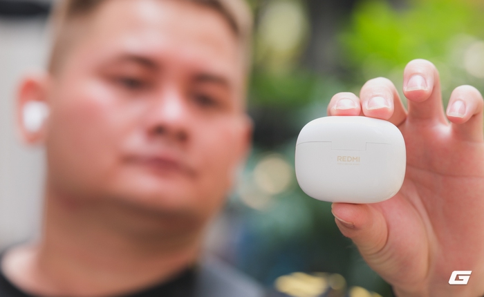 Bỏ hơn 2 triệu mua tai nghe REDMI, vừa đeo vào đã thấy có gì đó "sai sai", nhưng mà là sai theo cách này!