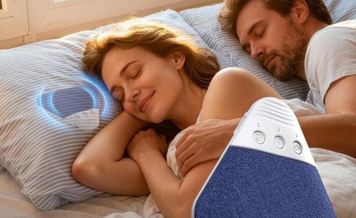 Muốn nghe nhạc khi ngủ mà đeo tai nghe quá phiền? Hãy thử dùng loa ngủ đặt dưới gối này