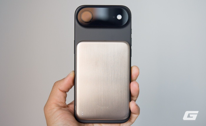 Trên tay BMX SolidSafe Air 5K: Pin thể rắn vỏ titan, mỏng như iPhone Air