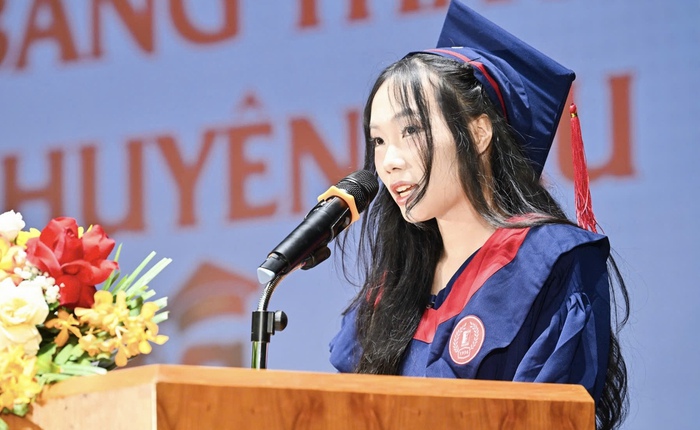 Nữ sinh Ngoại thương 'rẽ ngang' thành thủ khoa AI Bách khoa Hà Nội