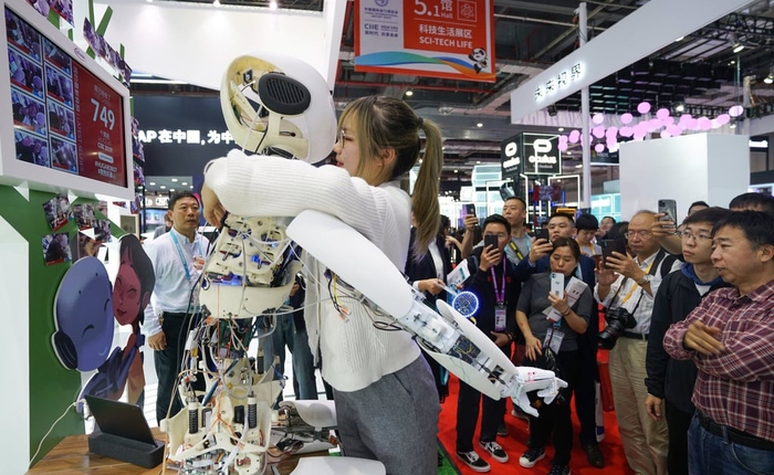 Gen Z Trung Quốc đang đua nhau dùng trí tuệ nhân tạo để "hồi sinh" người yêu cũ