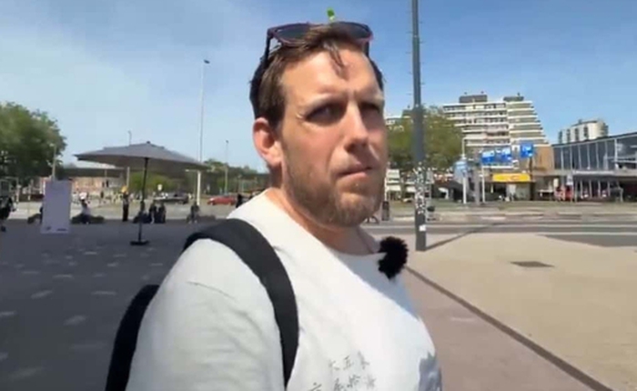 Đi bộ hơn 550 km đến sự kiện của Twitch, streamer chết lặng khi bị hủy vé ngay trước giờ G