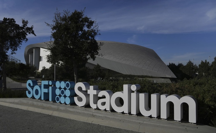 Bên trong sân vận động 5,5 tỷ USD hiện đại nhất World Cup 2026 có gì?