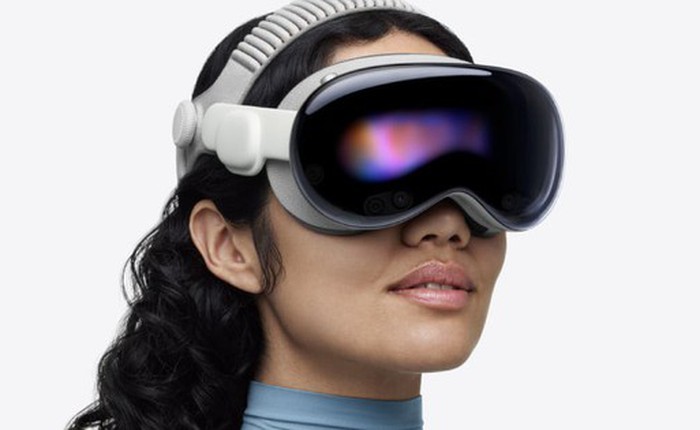 Apple bất ngờ "đóng băng" Vision Pro? Tương lai được đặt cược vào kính AI cạnh tranh Meta Ray-Ban
