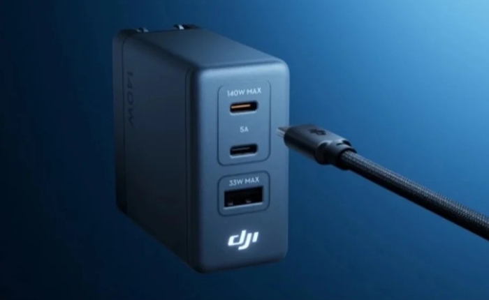 DJI giờ làm cả củ cáp sạc: 140W, 3 cổng, có màn hình hiện thị công suất, giá 790.000đ