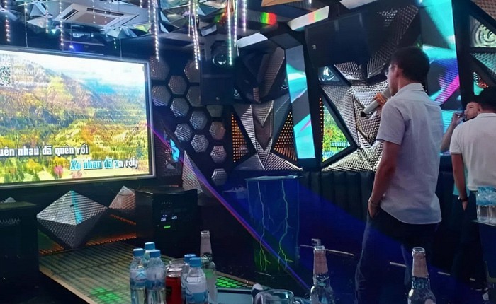Tất cả người dân khi đi hát karaoke chú ý quy định phạt đã chính thức áp dụng