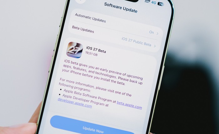 Apple phát hành iOS 27 Public Beta đầu tiên: Siri nâng cấp AI mạnh nhưng không phải ai cũng dùng được