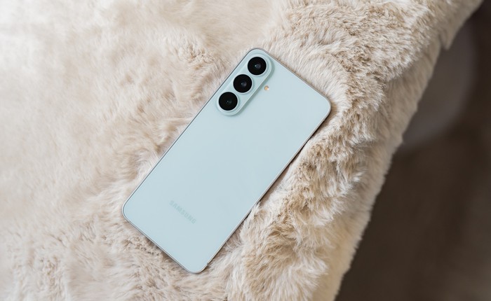 Cận cảnh Galaxy S26 FE: Chất Galaxy S cao cấp ngày càng rõ rệt, nhiều tính năng AI, giá từ 18,99 triệu đồng