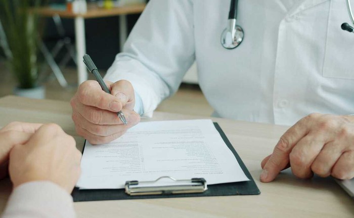 Vì sao chữ bác sỹ xấu là 'thương hiệu toàn cầu' chứ không riêng nước nào?