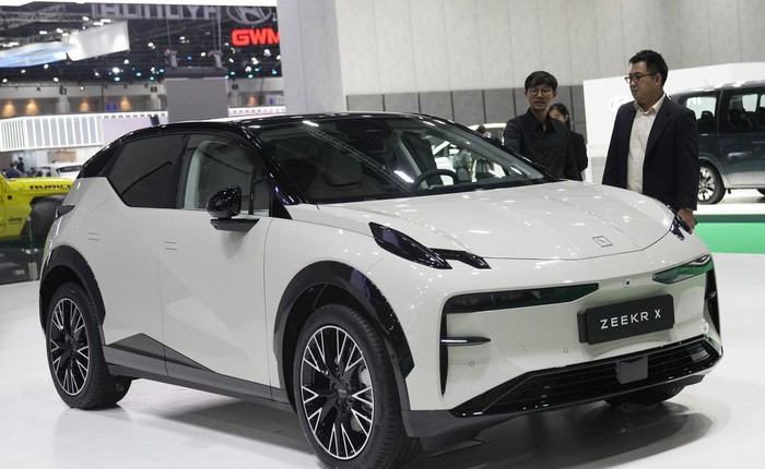 Xe mất giá gần 270 triệu sau vài tháng, khách Thái khiếu nại nhưng nhận cái kết đắng