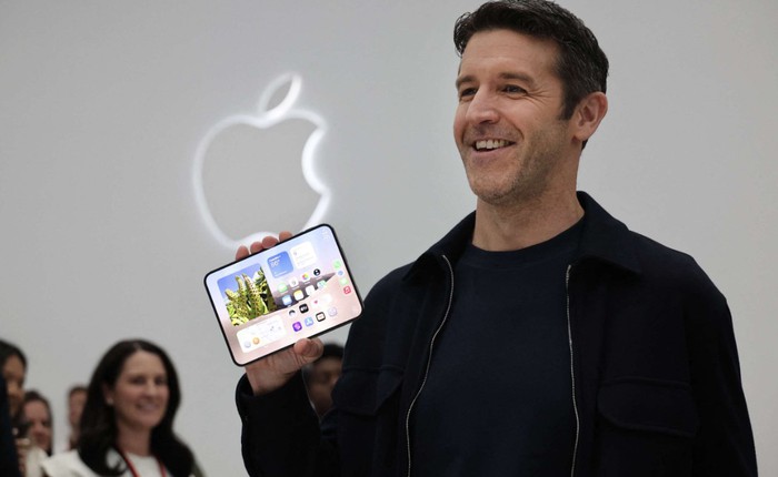 Apple thẳng thừng tố đối thủ sao chép iPhone Duo: “Có quá nhiều sự trùng hợp”