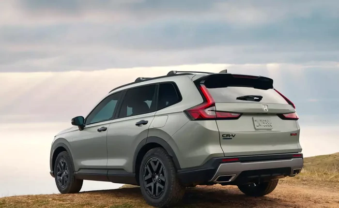 Honda 'tất tay' với xe hybrid, hé lộ về CR-V đời mới