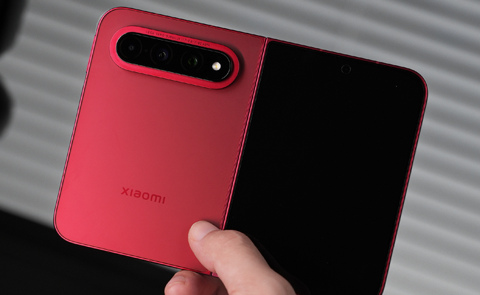 Xiaomi "đánh úp" Apple ngày trước ngày ra mắt iPhone mới