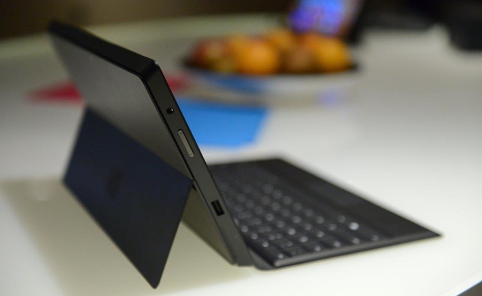 Microsoft phát triển Surface Mini hỗ trợ điều khiển không cần chạm
