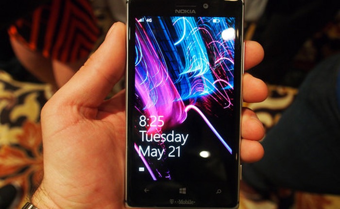 Kiểm chứng tính năng chạm hai lần để mở màn hình trên Lumia 925