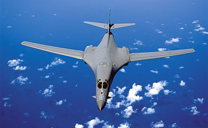 ‘Quái vật’ B-1 Lancer thống trị đại dương nhờ siêu tên lửa