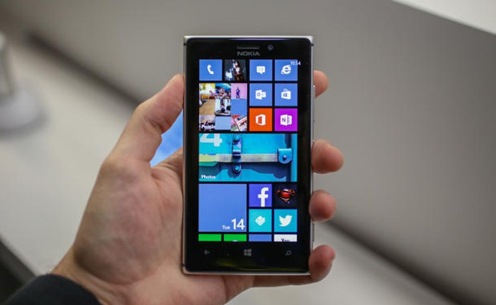 Nokia đá đểu khả năng chụp ảnh của iPhone 5 bằng quảng cáo Lumia 925