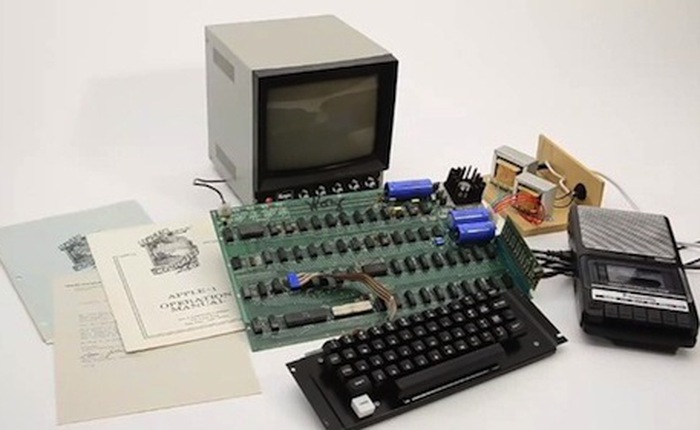 Máy tính Apple-1 từ năm 1976 được bán với giá 668.000 USD