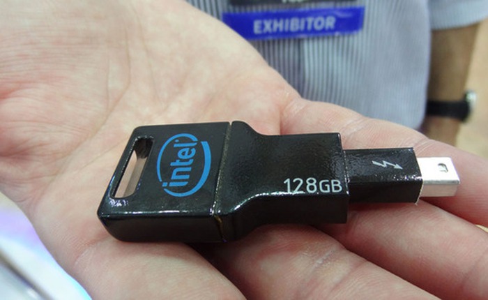Ổ đĩa flash Thunderbolt cho tốc độ siêu khủng của Intel