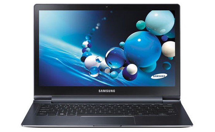 Laptop màn hình "siêu khủng" của Samsung giá 1400 USD