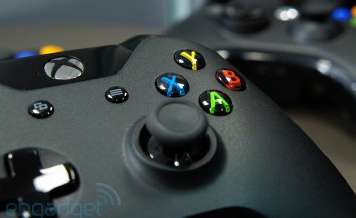 Xbox One hỗ trợ tới 8 tay cầm, gấp đôi PS4