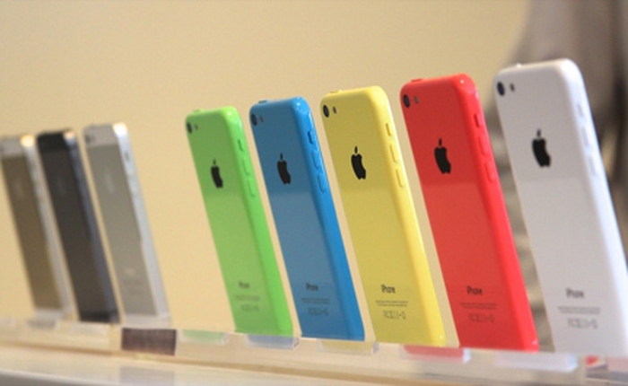 Quá ế ẩm, iPhone 5c đại hạ giá tại nhiều nơi