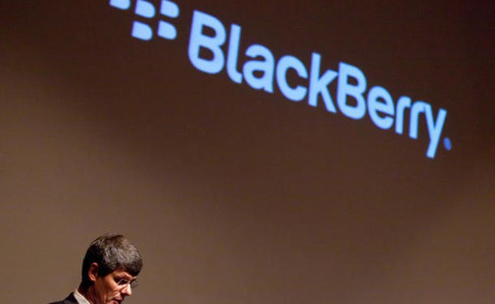 BlackBerry cầu viện được Google, Samsung mua lại