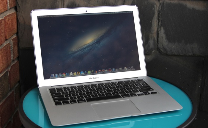 Apple sửa lỗi SSD Toshiba trên MacBook Air 2012
