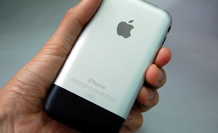 Đồ cổ iPhone 2G được săn đón với giá ngang ngửa iPhone 5s