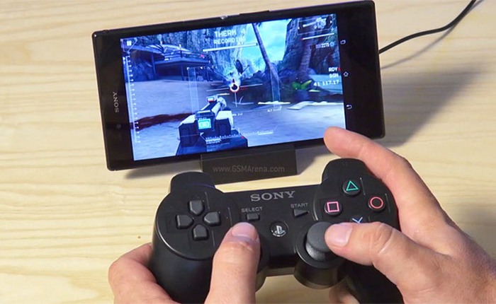 Có thể dùng tay cầm PS3 để chơi game trên các máy Xperia