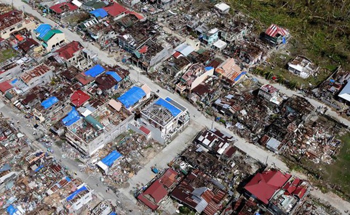 Cứu trợ sau bão Haiyan: Sức mạnh của cộng đồng mạng