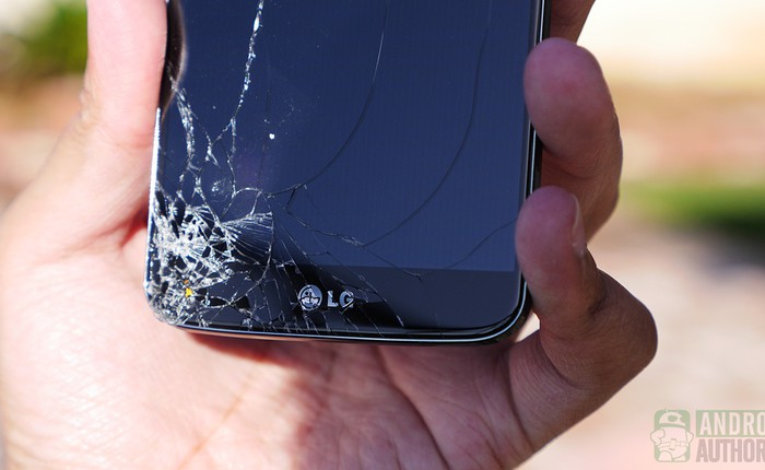 LG G2 thiệt hại nặng sau màn “hành xác” không thương tiếc