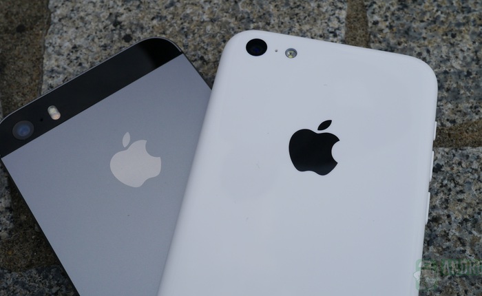Thả rơi iPhone 5s và 5c: Nhôm tốt hay nhựa bền?