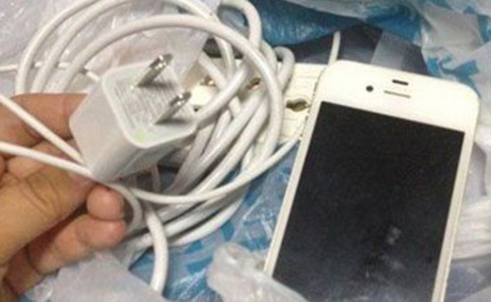 Thêm một nạn nhân bị giật điện khi sử dụng iPhone