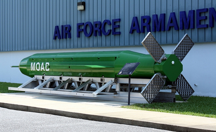 MOAB – Bom tấn của quân đội Mỹ