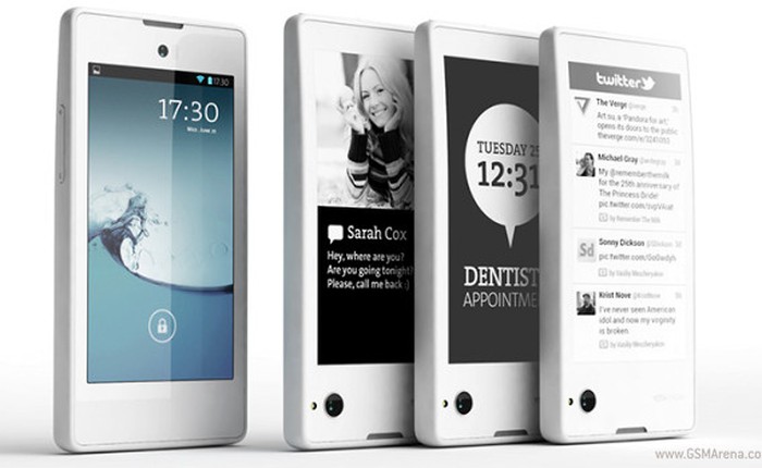 Smartphone 2 màn hình chính thức ra mắt, giá 14,3 triệu đồng