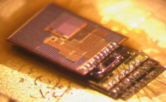 Smart dust - chiếc máy tính hoàn chỉnh nhỏ hơn một hạt bụi