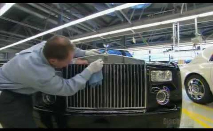 [Video] Xem chiếc siêu xe Rolls Royce Phantom được sản xuất như thế nào